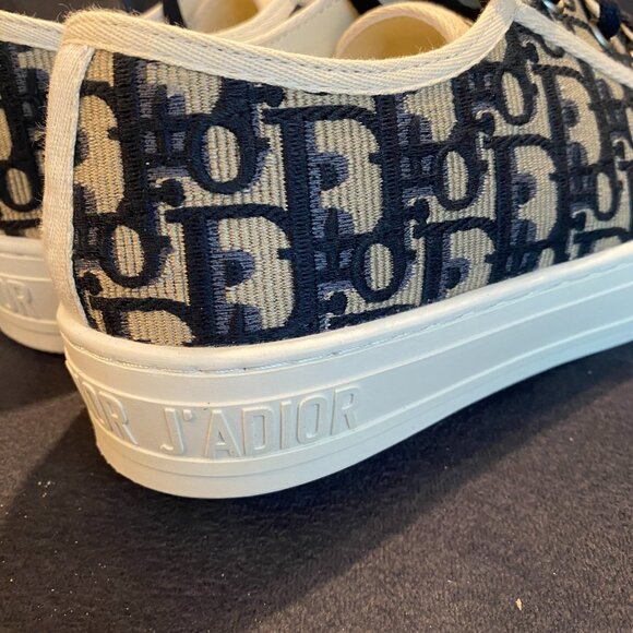 Christian Dior Walk n Dior Sneakers - Picture 4 of 6